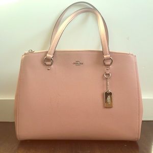 Coach tote in blush.